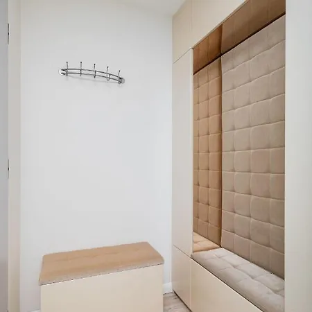 Garbarska Lux With Air Condition