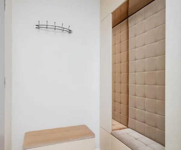 Garbarska Lux With Air Condition